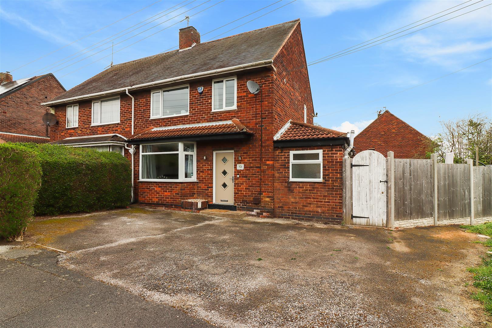 3 bed property in Crich Road, Chesterfield